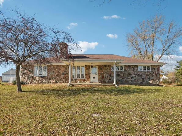 W360S9521 Markham ROAD, Eagle, WI 53119