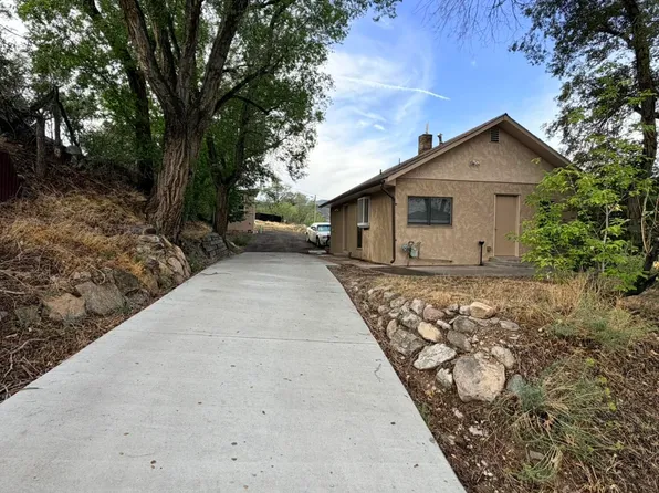 403 E 3rd St, Rifle, CO 81650