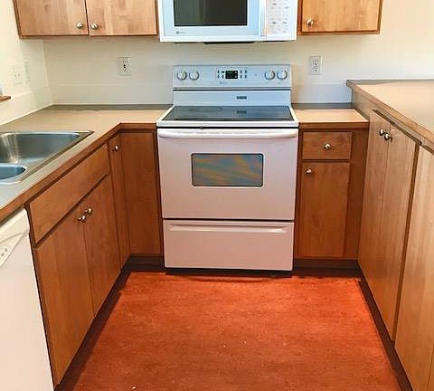 5th image of 235 Camelia Loop NE APT 136
