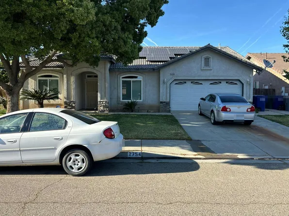 2754 Goldridge St, Selma, CA 93662