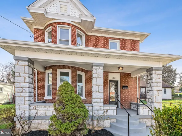 824 W Virginia Ave, Martinsburg, WV 25401