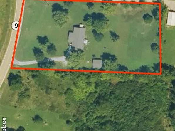 5698 S 9th Hwy, Salem, AR 72576