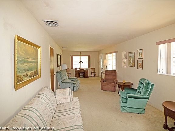 3rd image of 1715 Lake Clay Dr