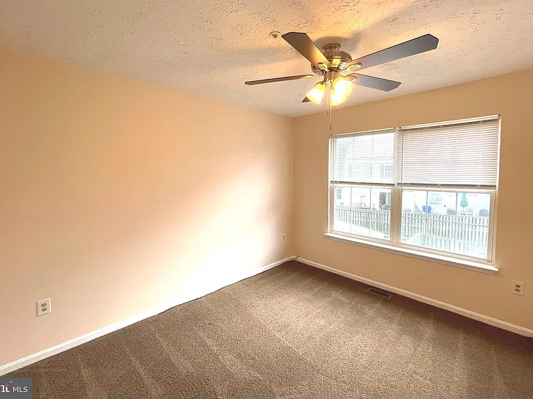 5213 Grunion Pl — Photo 15