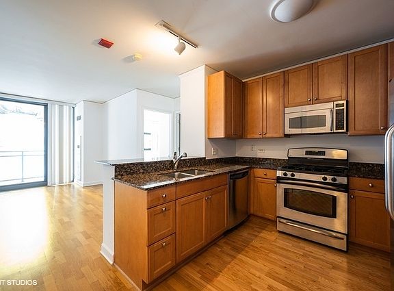 5th image of 201 N Westshore Dr APT 2606
