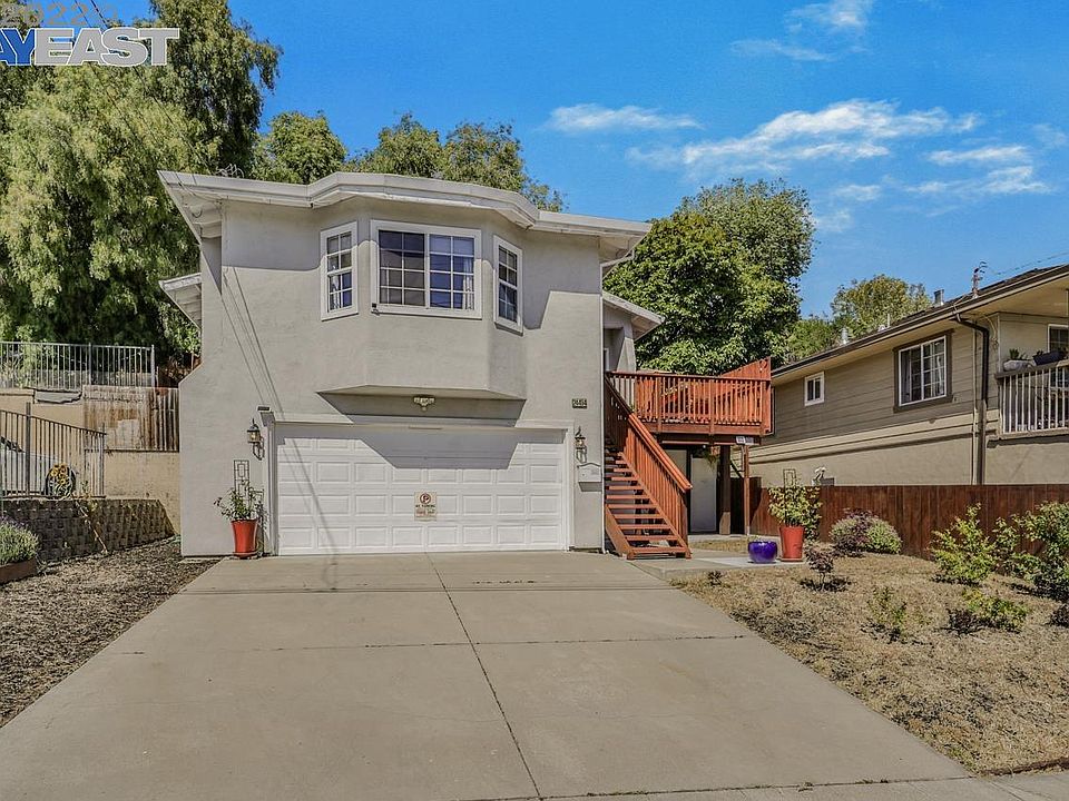 1st image of 24494 Leona Dr