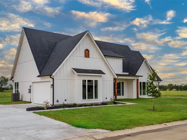 5118 Fox Trot Ln, Caddo Mills, TX 75135