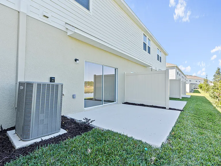 2128 Hallier Cv — Photo 11