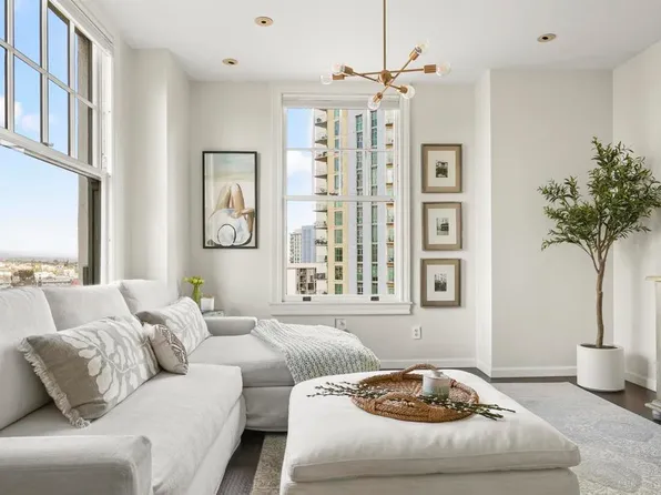 702 Ash St Unit 803, San Diego, CA 92101