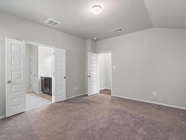 3906 Crockett Ave — Photo 17