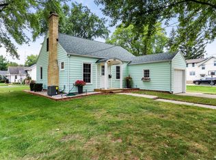 301 W Jefferson St, Elkhorn, WI 53121