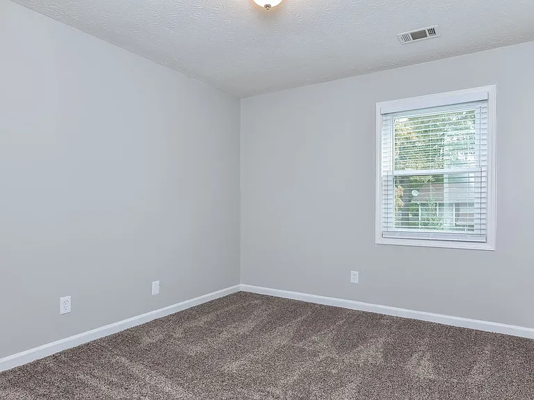3939 Valley Brook Rd — Photo 15