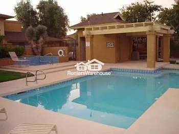 1336 N 85th Pl — Photo 11