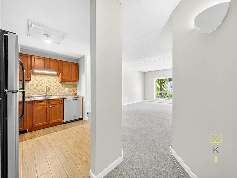 14 Heron St #208 — Photo 5