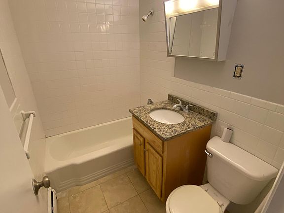 5th image of 222B Babcock St #2C