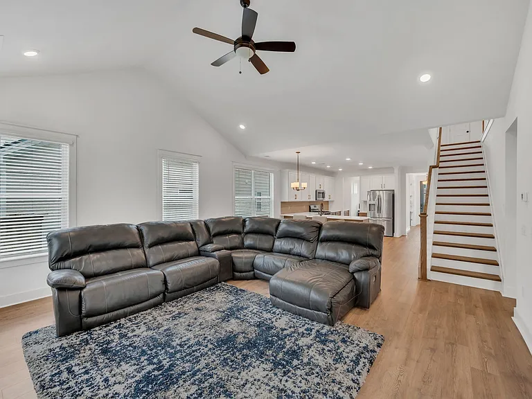 261 Cornice Dr — Photo 15