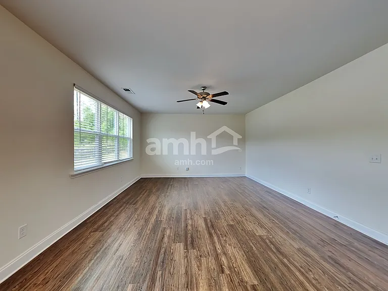 353 Macroom Ct — Photo 7