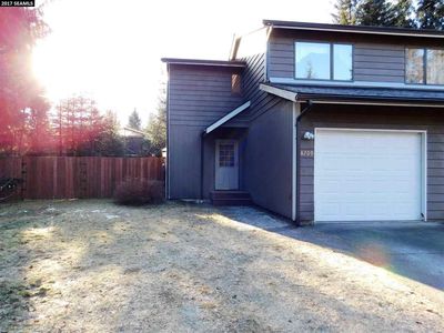 8709 N Loop Way, Juneau, AK, 99801