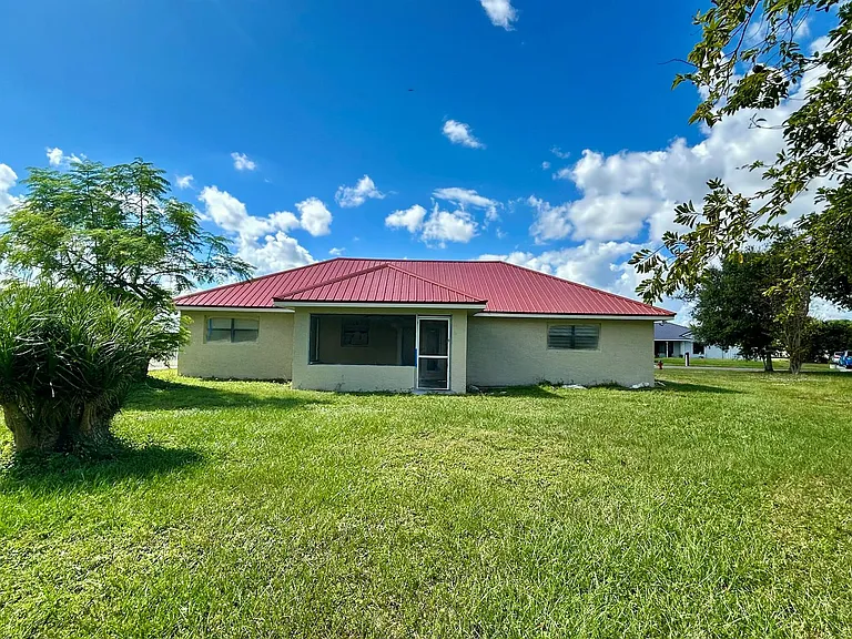 328 W Sugarland Cir — Photo 13