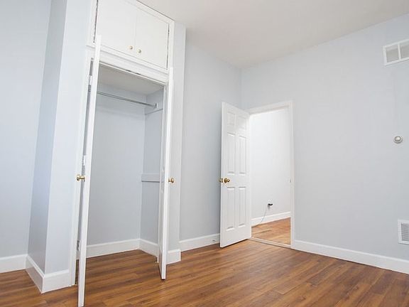5th image of 132 Jefferson St APT 2R