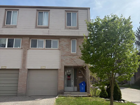 1264 Limberlost Rd #18, London, ON N6G 3A5