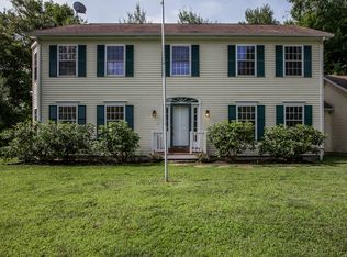 631 Main Rd, Granville, MA 01034