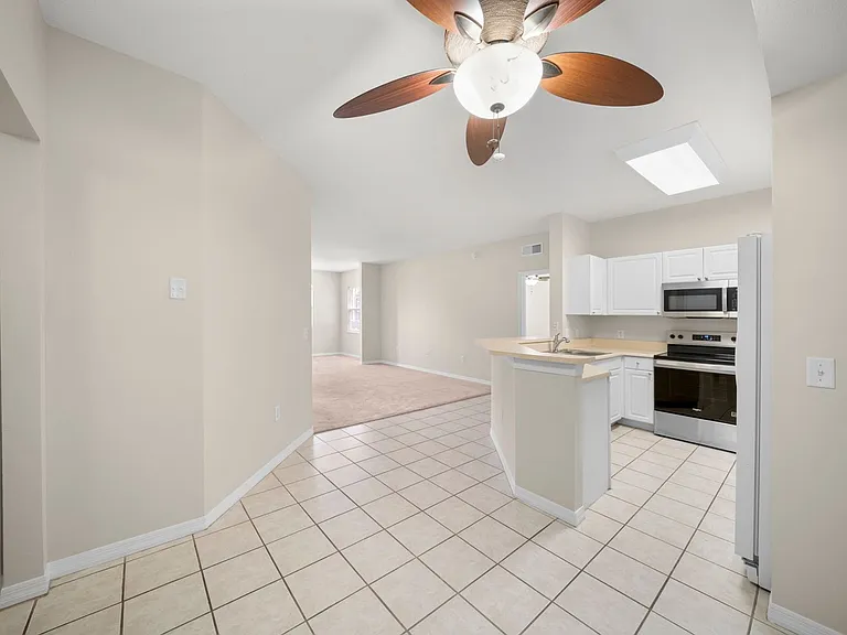 11400 Ocean Walk Ln #214 — Photo 5