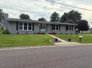 204 W Madison St, Tremont, IL 61568