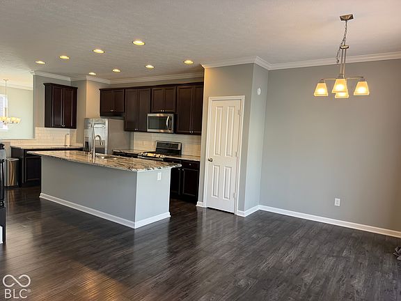 5th image of 9073 Demarest Dr