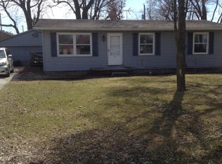 803 W Ackerman Dr, Thomasboro, IL 61878