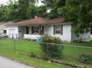 614 E Freeman St, Bolivar, MO 65613