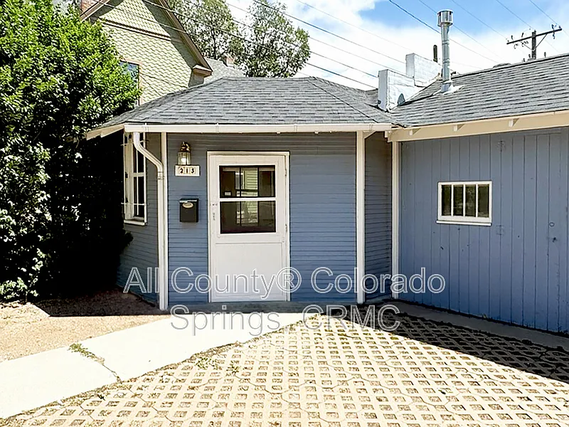 215 E Dale St