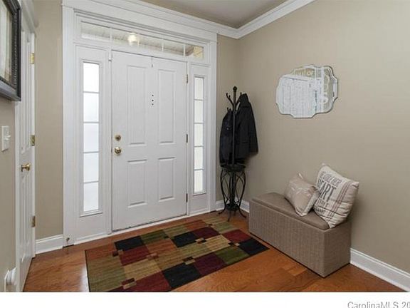 3rd image of 9701 Denbolme St