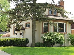 5 Imperial St, Park Ridge, IL 60068