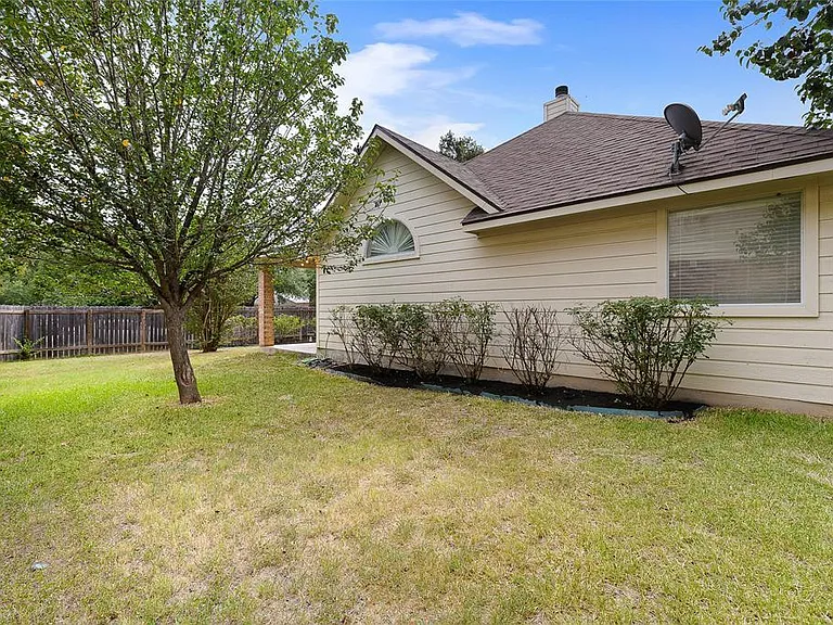 9000 Deurne Dr — Photo 22
