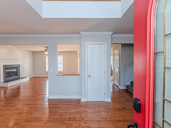 4th image of 55 Forest Mountain Ct