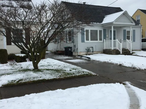 121 Lincoln Ave, West Wyoming, PA 18644