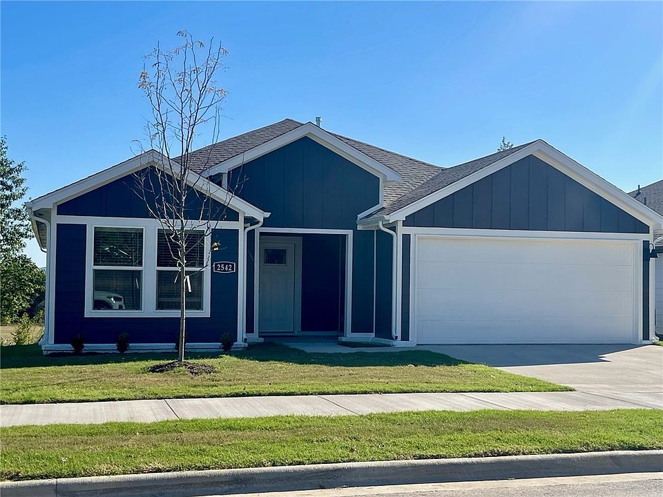 1st image of 2542 N Snowball Dr