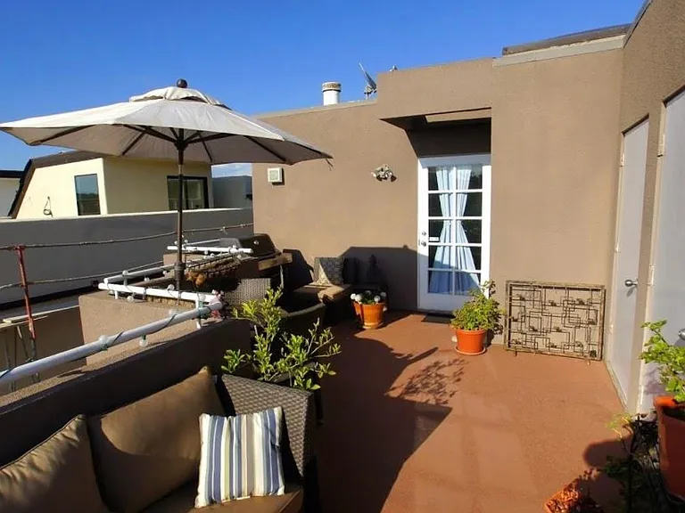 3958 Honeycutt St — Photo 22