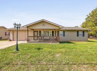 662 Meridian Rd, Mitchell, IN 47446