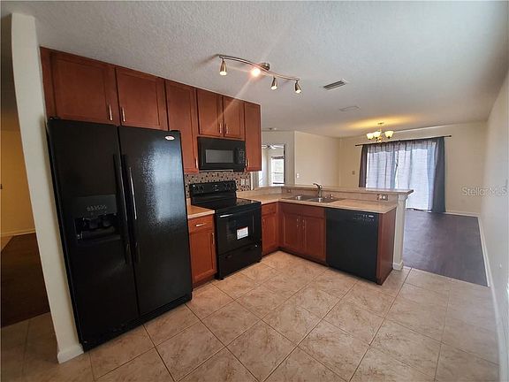 5th image of 5344 Cordgrass Bend Ln
