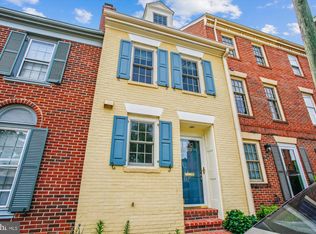 802 Bashford Ln, Alexandria, VA 22314