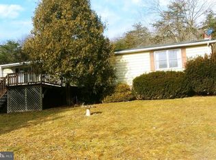 10175 Valley View Rd, Three Springs, PA 17264