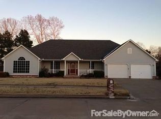 1729 Marietta St, Pryor, OK 74361