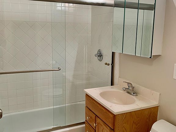 4th image of 1425 Waller St APT 2
