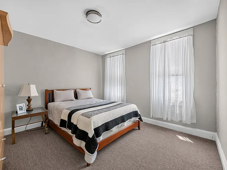 602 S Macon St — Photo 22
