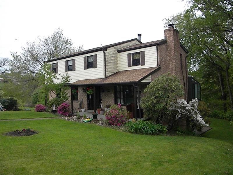 1st image of 660 Charles Dr