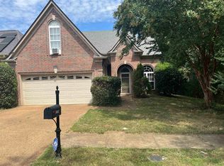 8682 Spice Wood Ln, Cordova, TN 38018