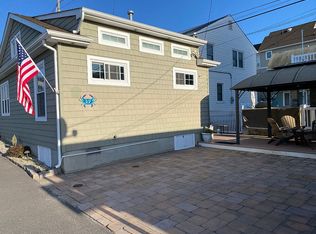 17 E Sea Way, Lavallette, NJ 08735