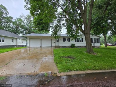 305 W 3rd St, Winthrop, MN, 55396